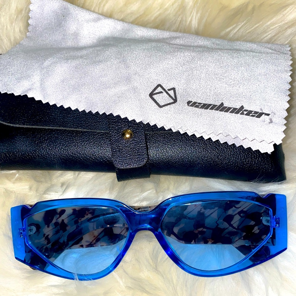 Vanlinker transparent Blue frames and lens